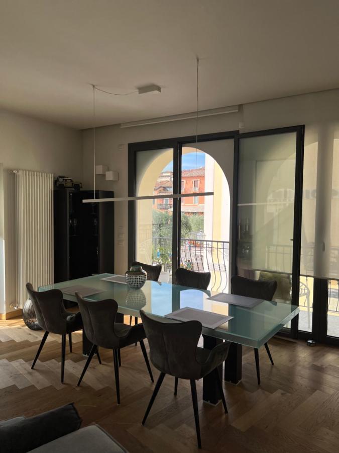 Suite La Castellana Torri Del Benaco Eksteriør bilde