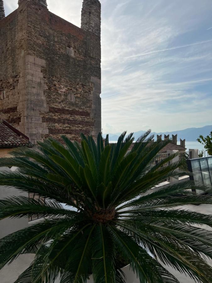 Suite La Castellana Torri Del Benaco Eksteriør bilde