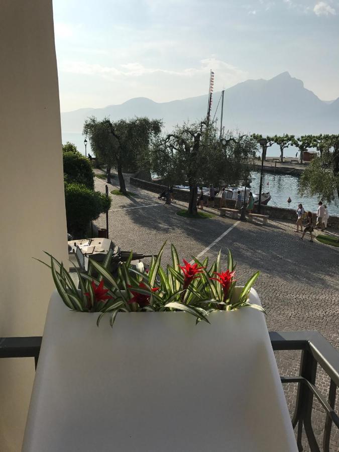 Suite La Castellana Torri Del Benaco Eksteriør bilde