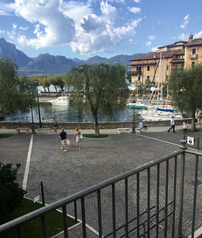 Suite La Castellana Torri Del Benaco Eksteriør bilde