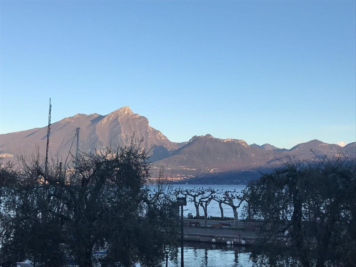 Suite La Castellana Torri Del Benaco Eksteriør bilde