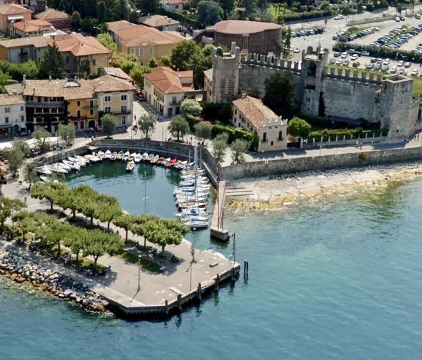 Suite La Castellana Torri Del Benaco Eksteriør bilde